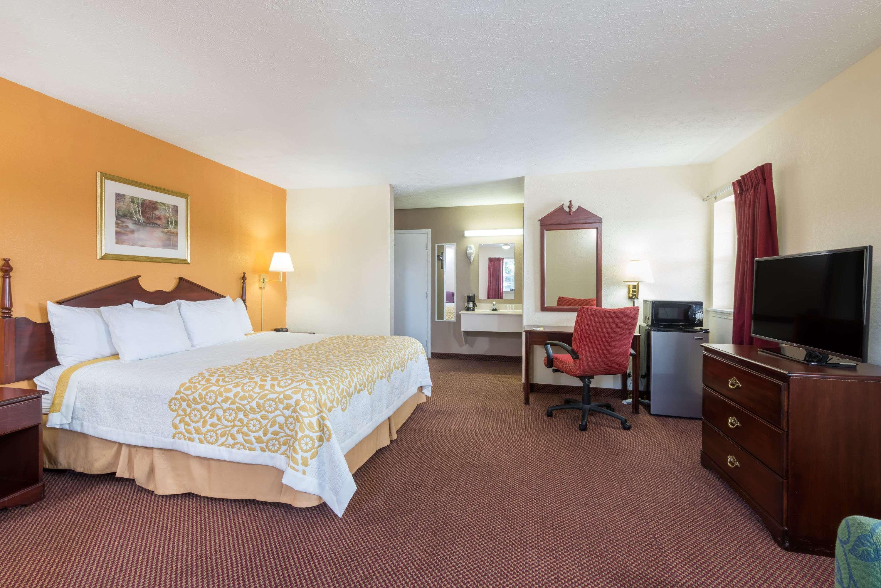 Days Inn By Wyndham Amherst Luaran gambar