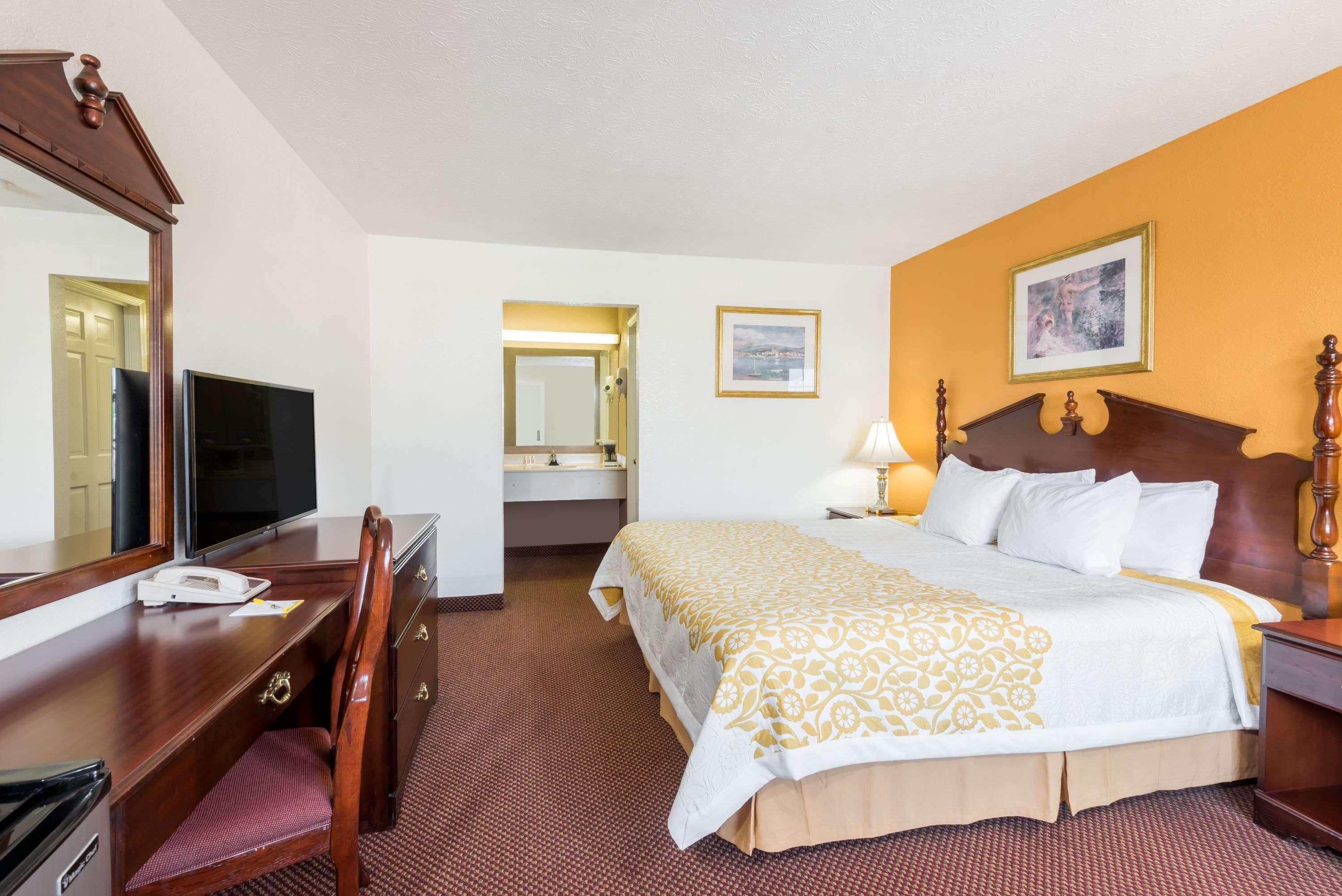 Days Inn By Wyndham Amherst Luaran gambar