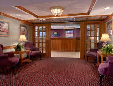 Days Inn By Wyndham Amherst Luaran gambar